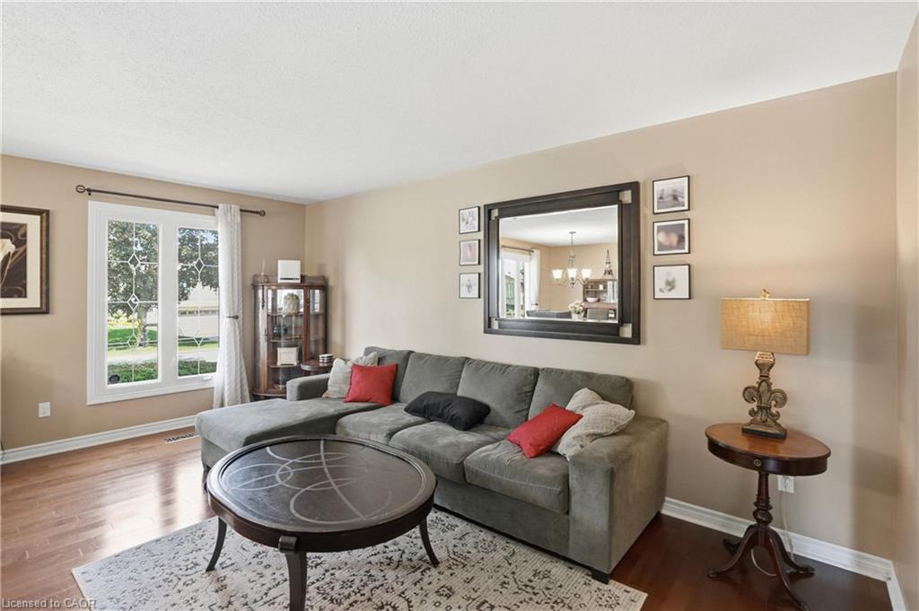 2 Loring Crescent Property Photo 9