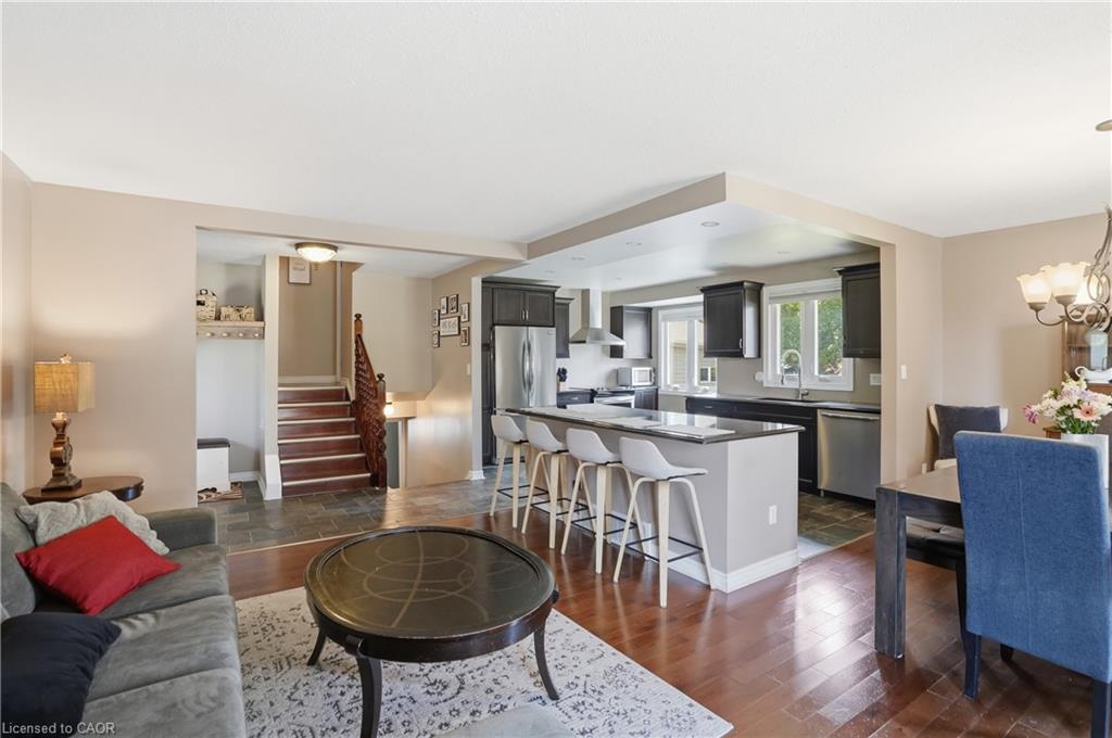 2 Loring Crescent Property Photo 10