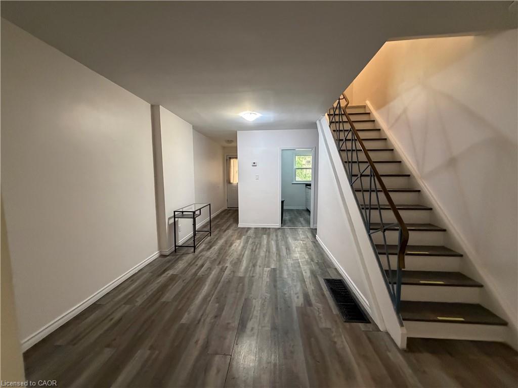 276 Westcourt Place Property Photo 6