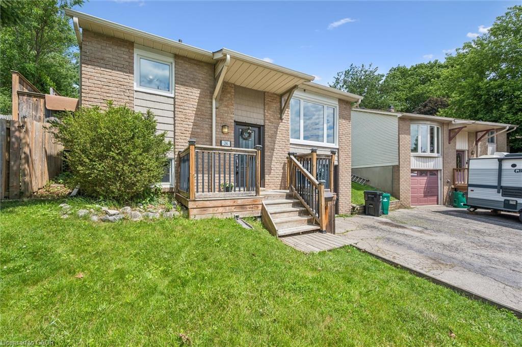 24 Byton Lane Property Photo 1