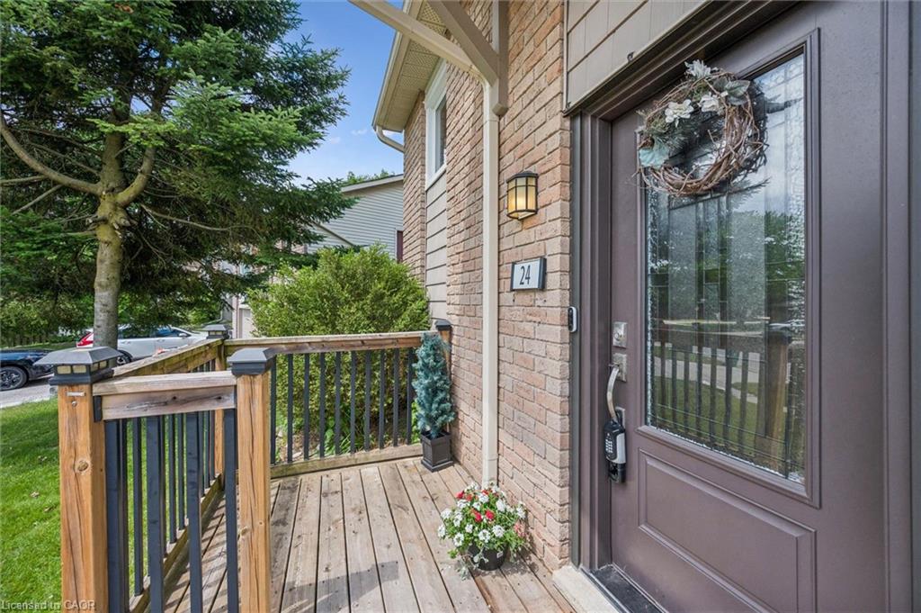 24 Byton Lane Property Photo 3