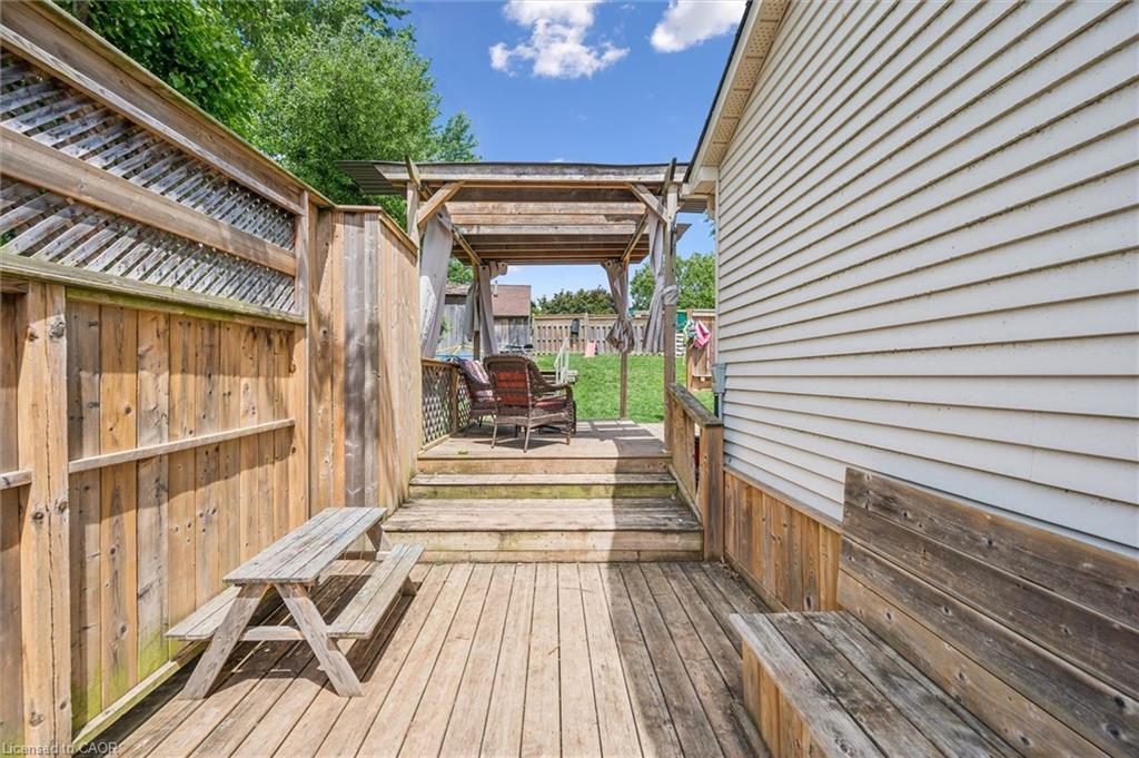 24 Byton Lane Property Photo 25