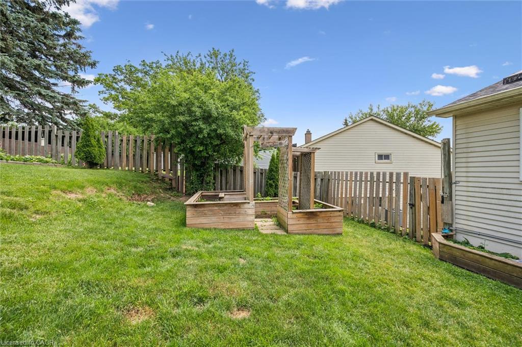 24 Byton Lane Property Photo 30