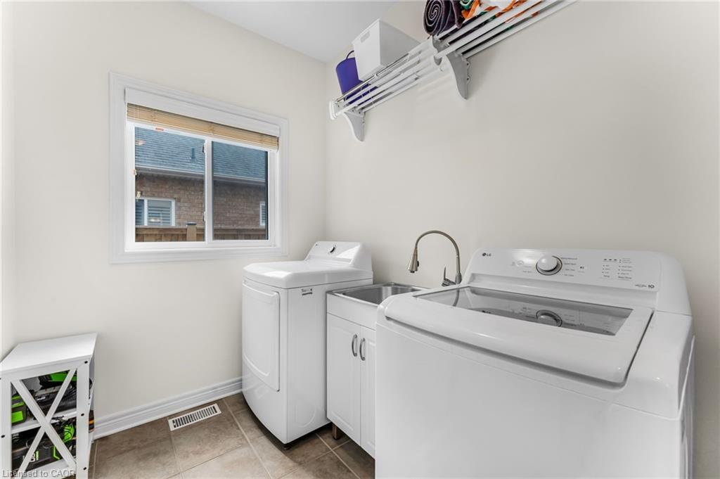 80 Loretta Drive Property Photo 25
