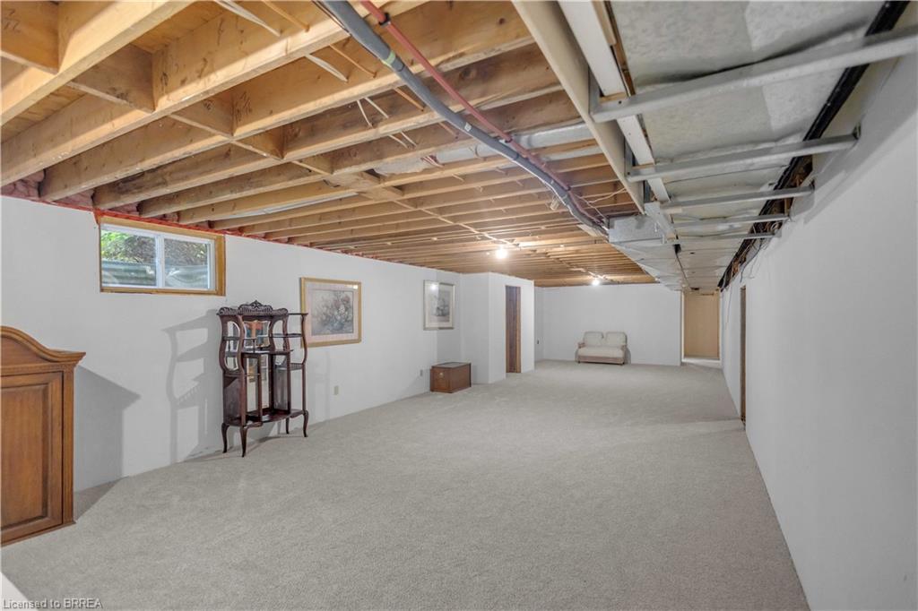386 Radical Road Property Photo 32