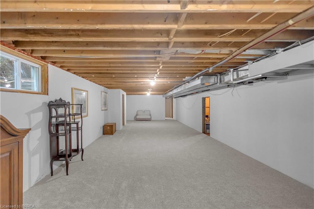 386 Radical Road Property Photo 33