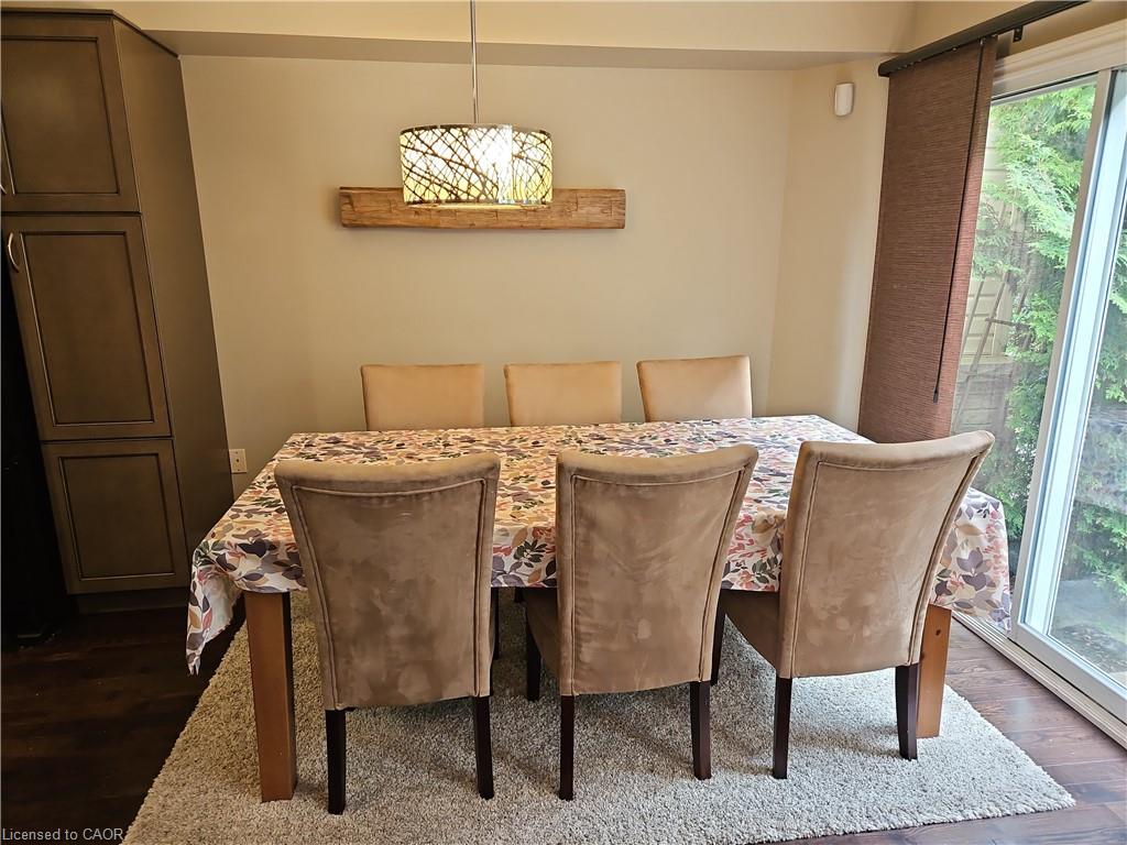 596 Spinnaker Crescent Property Photo 15
