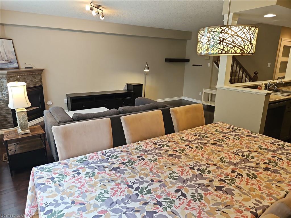 596 Spinnaker Crescent Property Photo 17