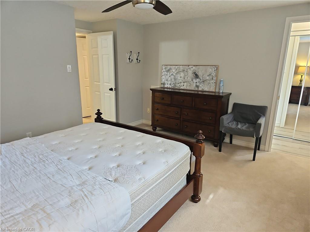 596 Spinnaker Crescent Property Photo 24
