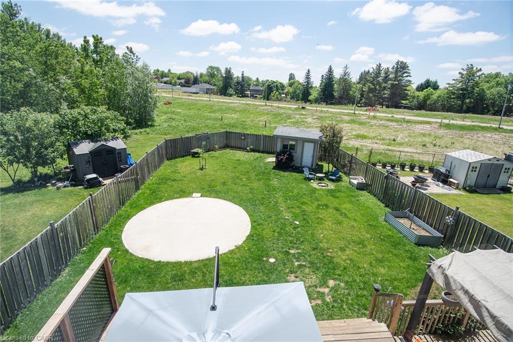 52 Peterson Street Property Photo 6