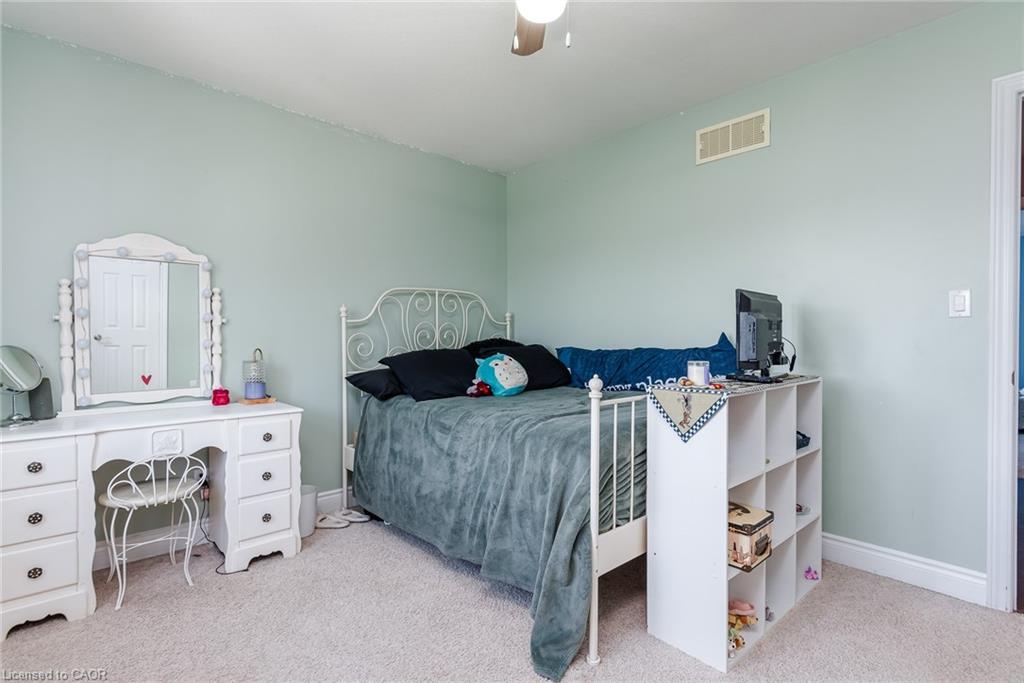 52 Peterson Street Property Photo 25