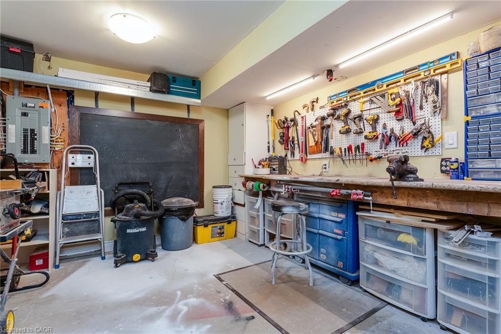 52 Peterson Street Property Photo 29