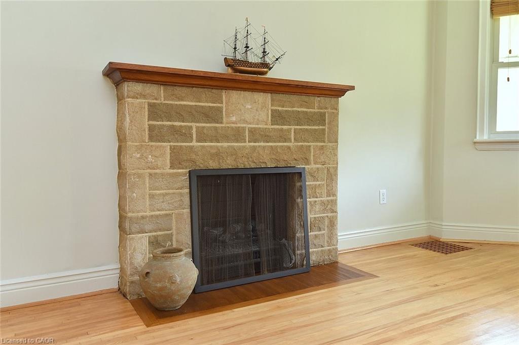 603 Upper Wentworth Street Property Photo 5