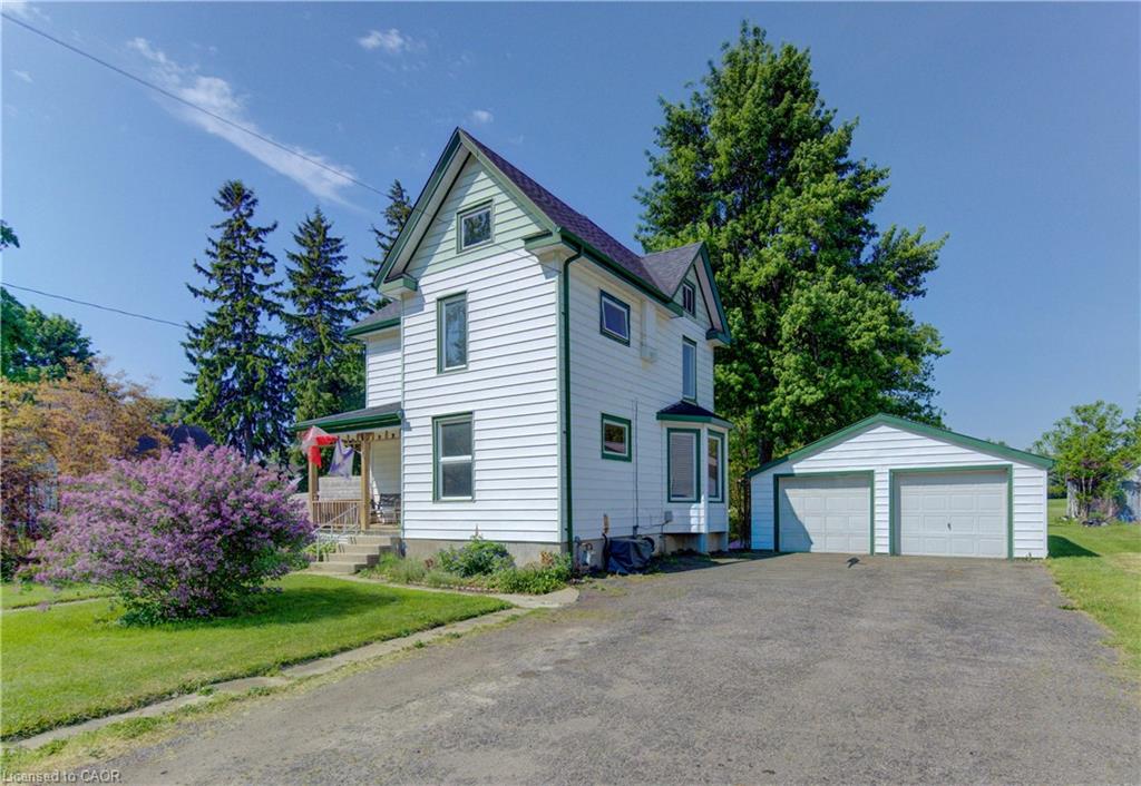 37 Baird Street S Property Photo 4