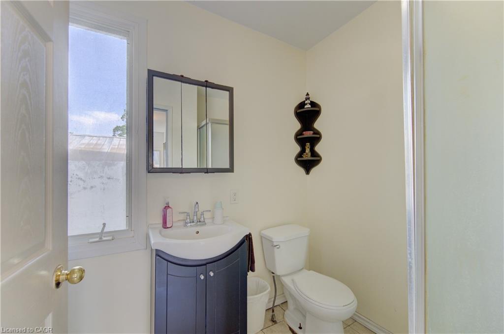 37 Baird Street S Property Photo 18