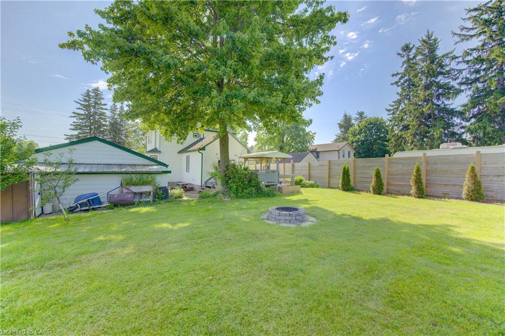 37 Baird Street S Property Photo 25