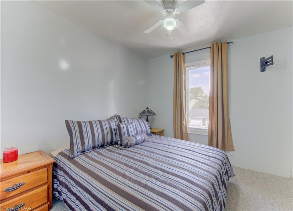 37 Baird Street S Property Photo 31