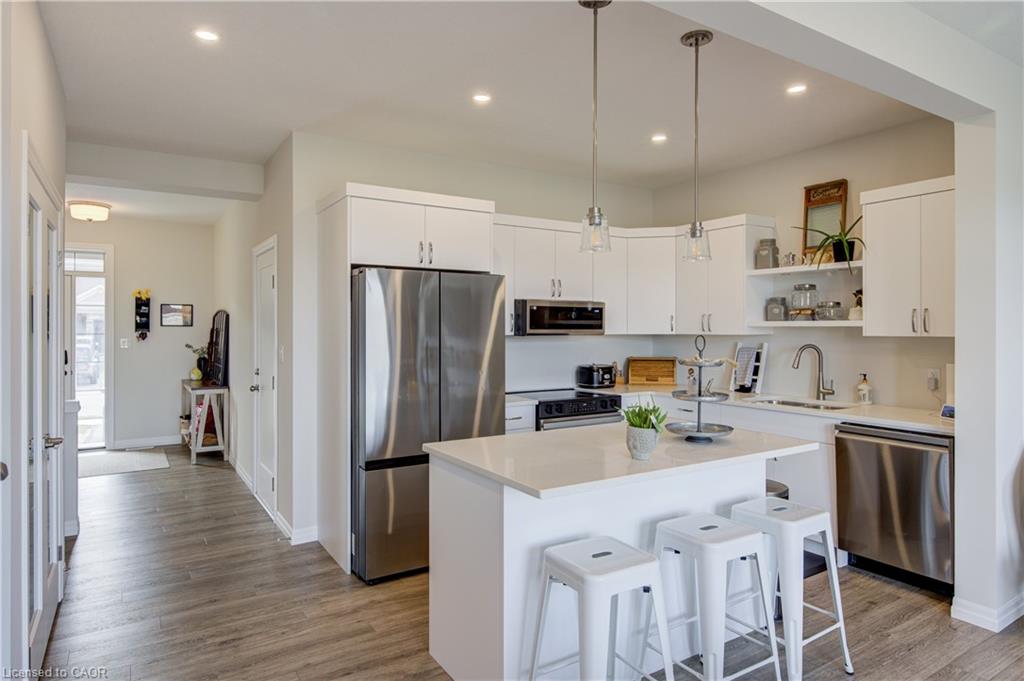 38 Canary Street Property Photo 10