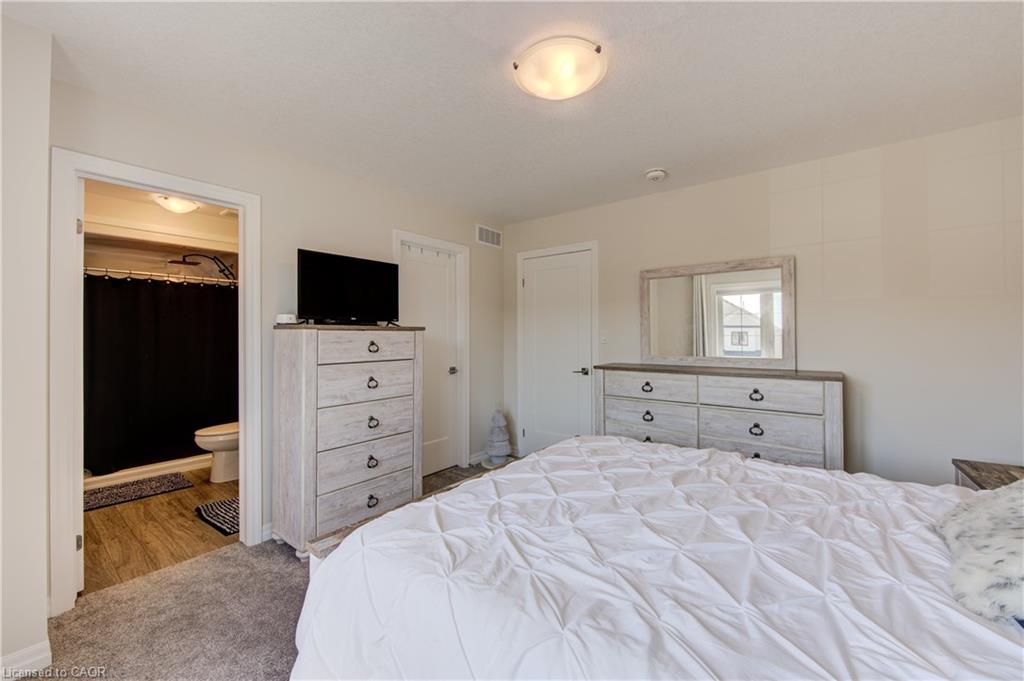 38 Canary Street Property Photo 27