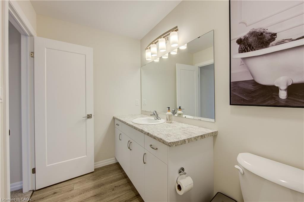 38 Canary Street Property Photo 30