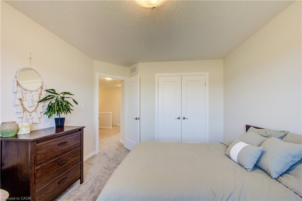 38 Canary Street Property Photo 36