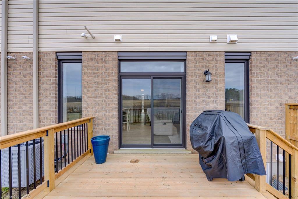38 Canary Street Property Photo 39