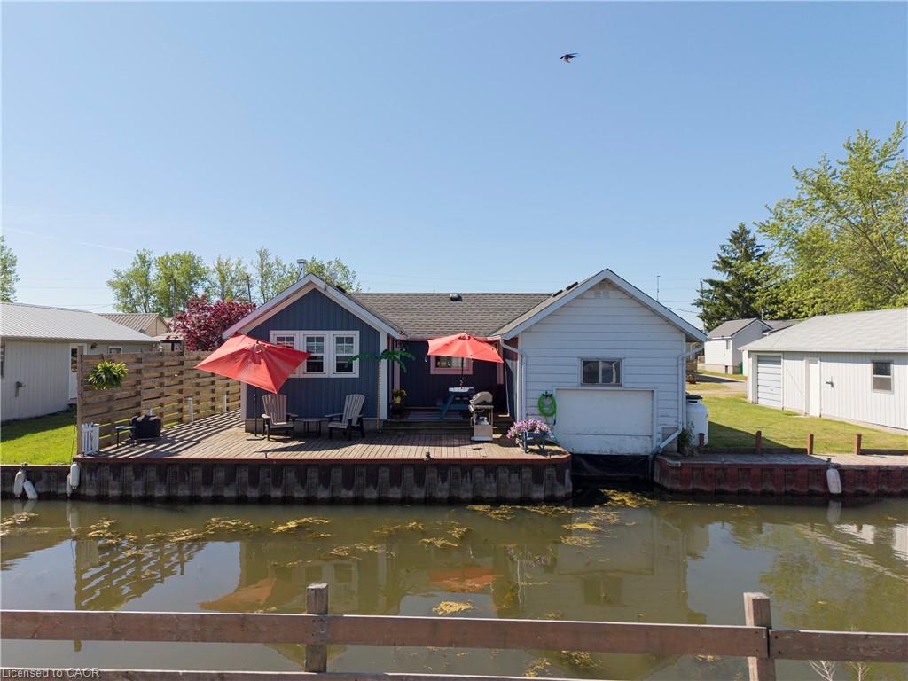 44 Erie Boulevard Property Photo 1