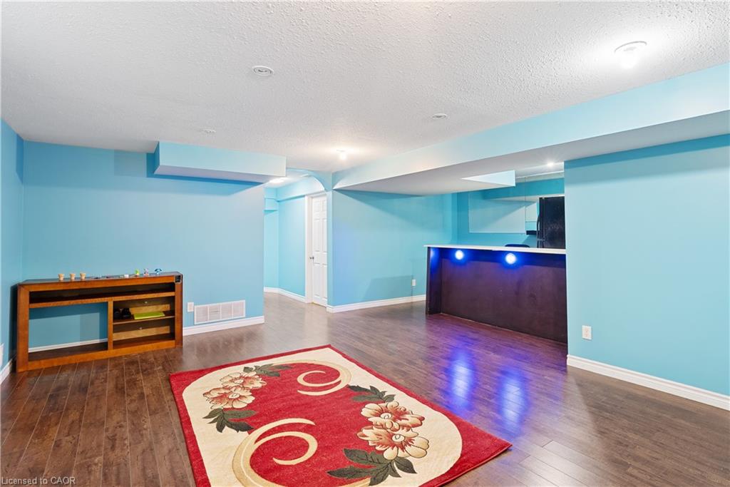 1759 Mickleborough Drive Property Photo 33