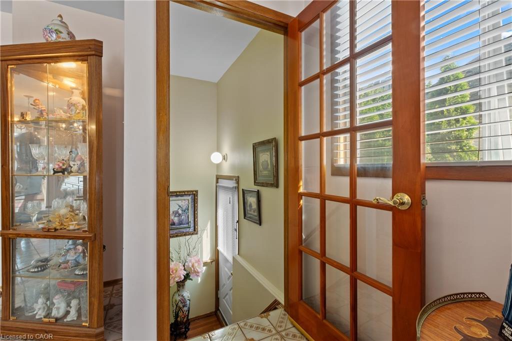 202 Ray Street N Property Photo 24