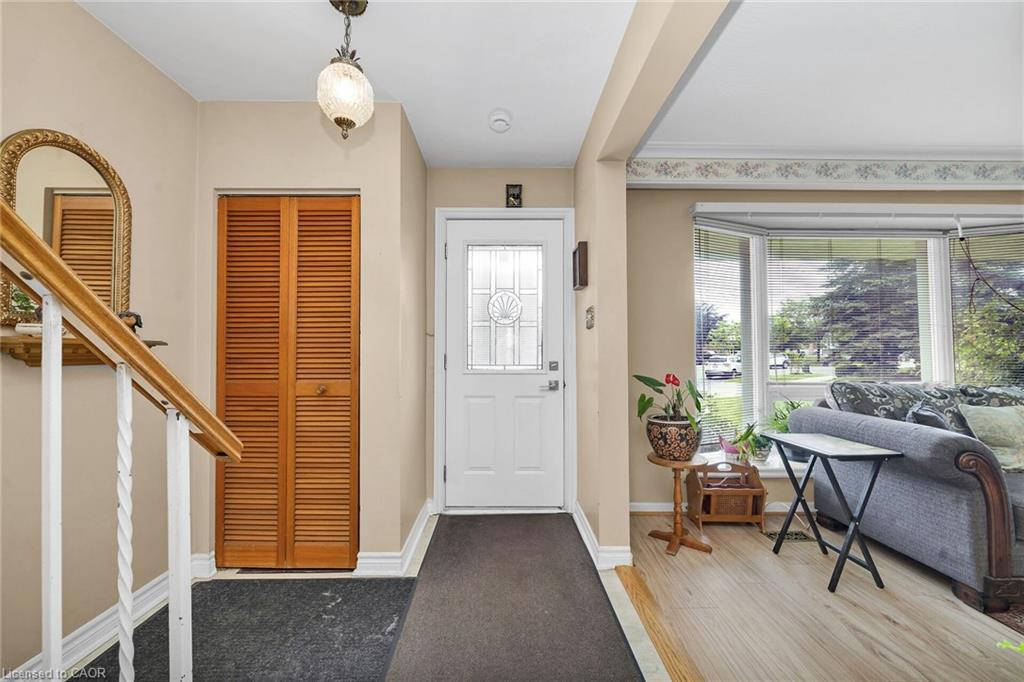 48 Goldsboro Road Property Photo 6
