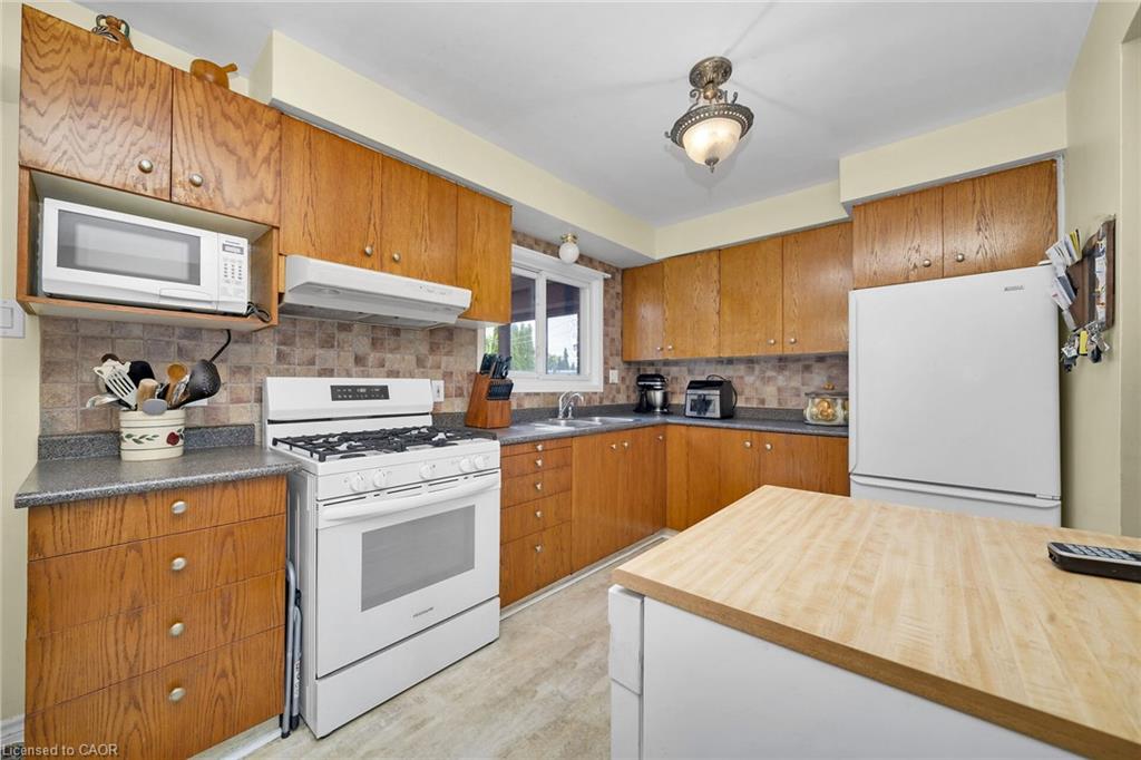 48 Goldsboro Road Property Photo 12