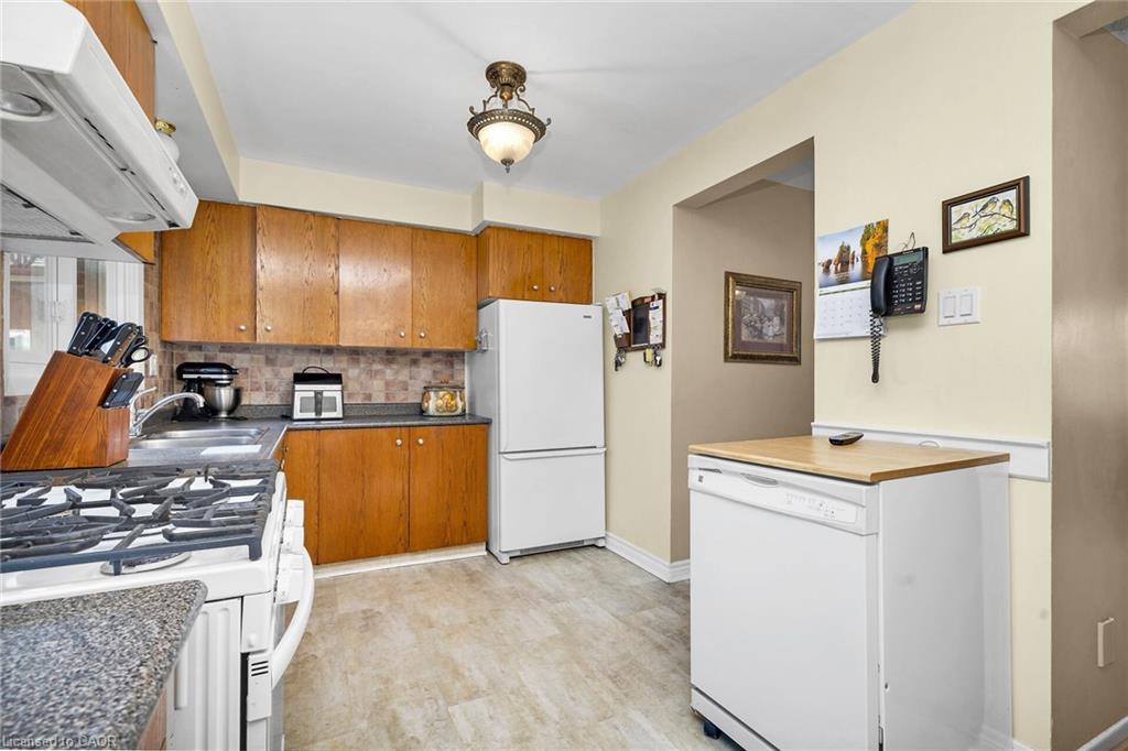 48 Goldsboro Road Property Photo 13