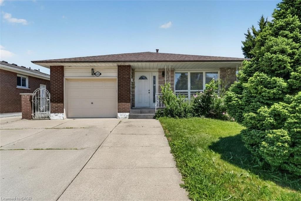 128 Hadeland Avenue Property Photo 1