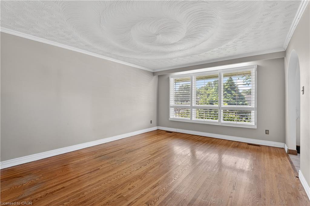 128 Hadeland Avenue Property Photo 7
