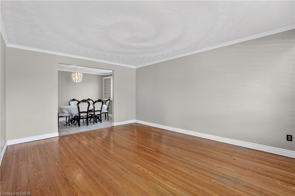 128 Hadeland Avenue Property Photo 9