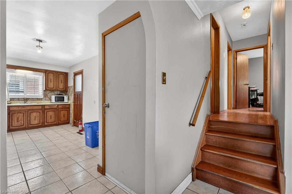128 Hadeland Avenue Property Photo 19