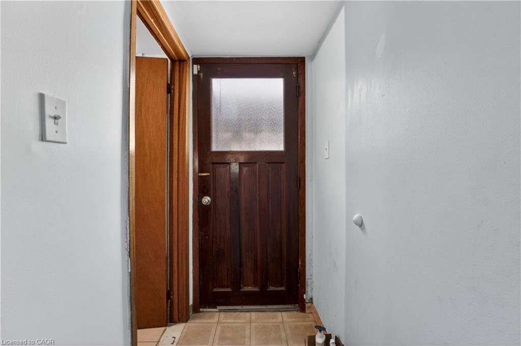 128 Hadeland Avenue Property Photo 27