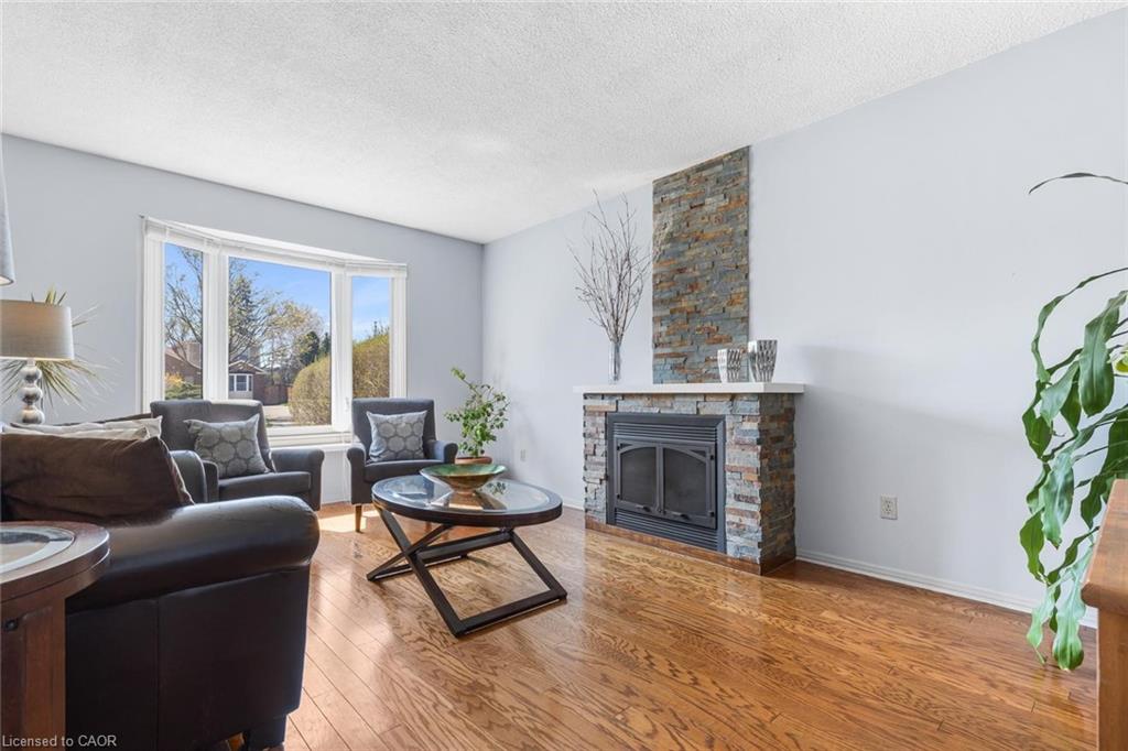 4107 Rolling Valley Drive Property Photo 4