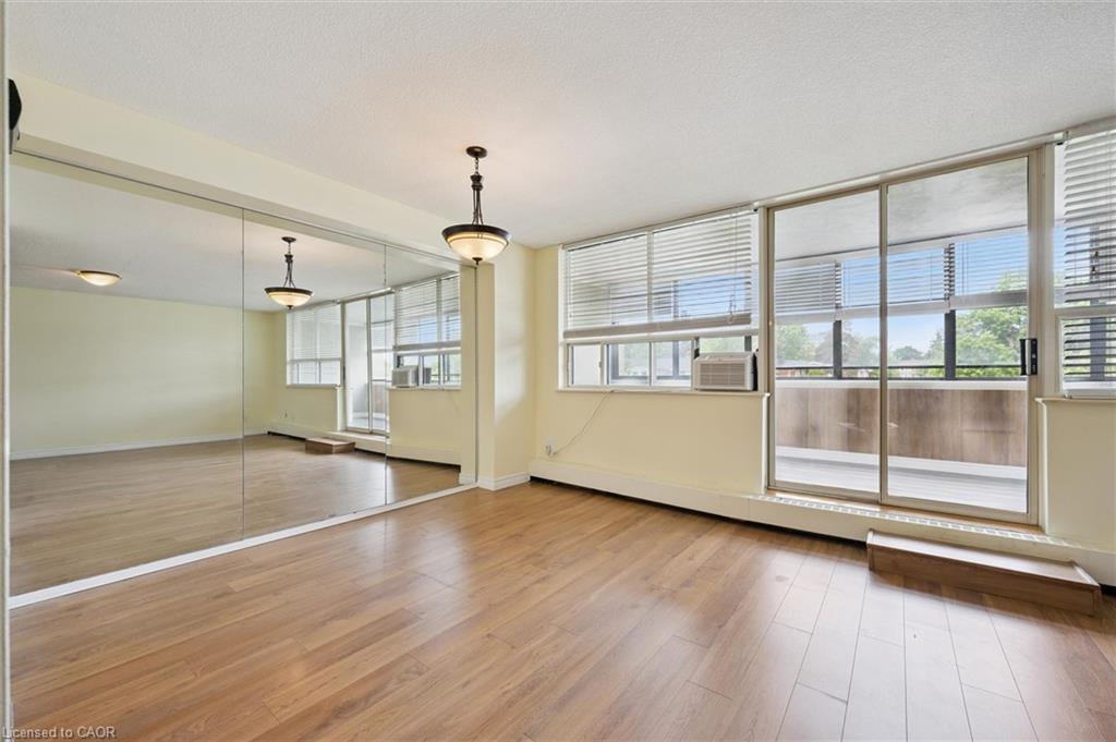 211-65 Westmount Road Property Photo 14