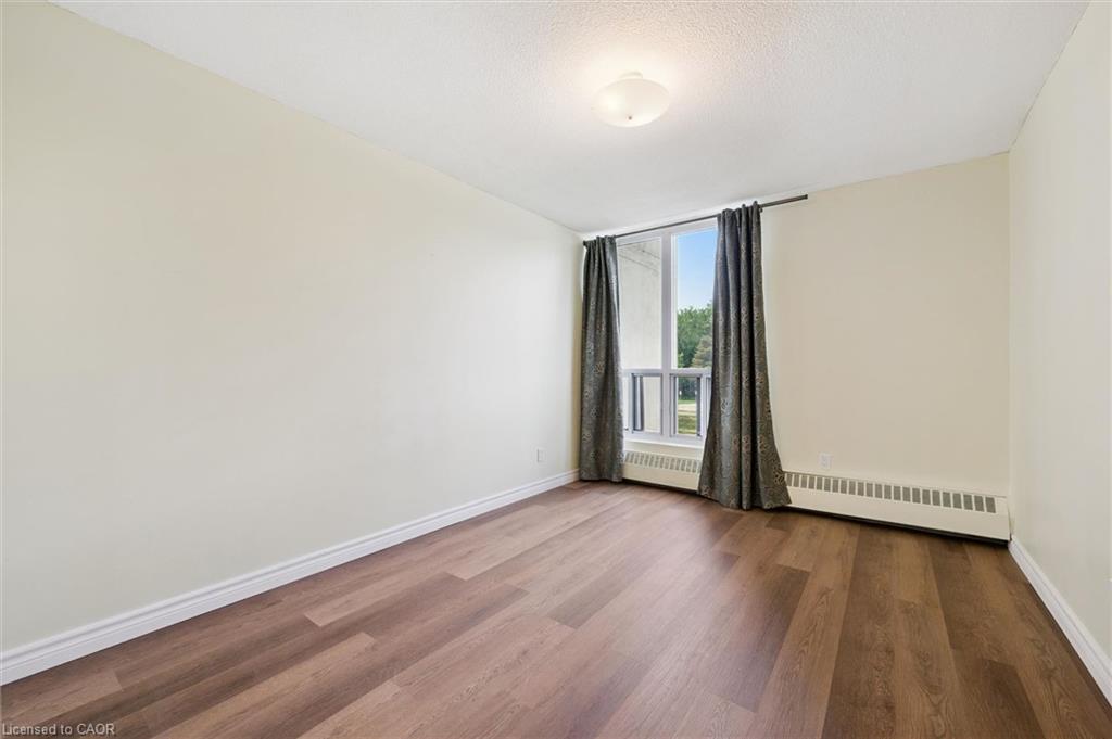 211-65 Westmount Road Property Photo 23
