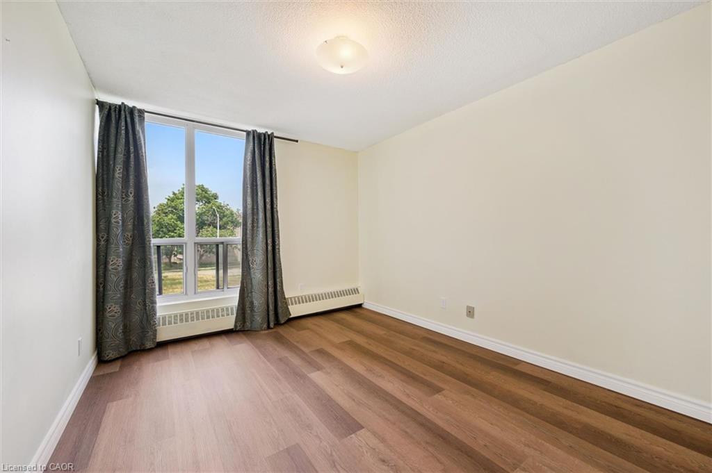 211-65 Westmount Road Property Photo 24