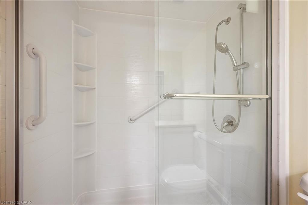 211-65 Westmount Road Property Photo 28