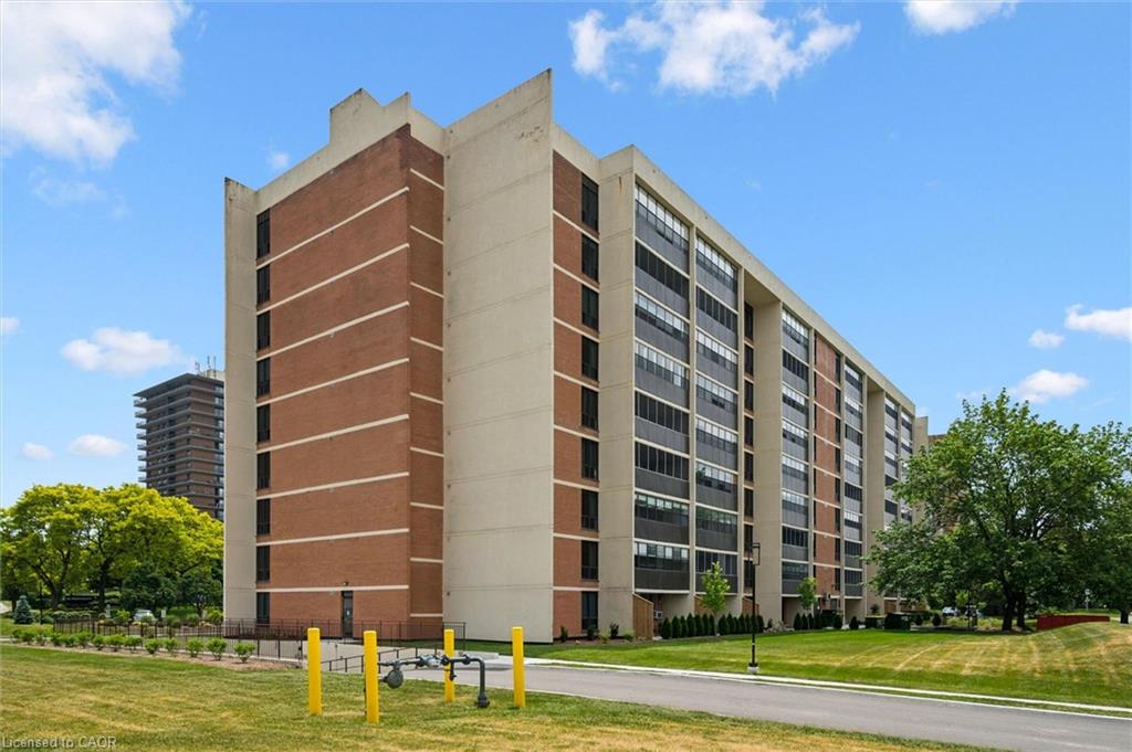 211-65 Westmount Road Property Photo 45