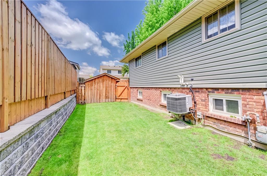 3 Parkland Crescent Property Photo 32