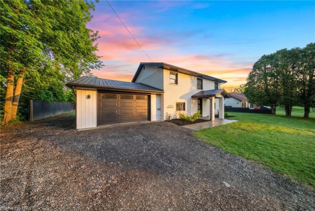 2500 Pinegrove Road Property Photo 1