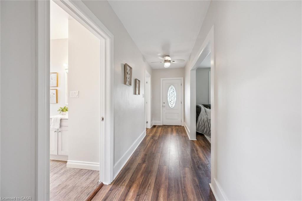 8 Cross Street Property Photo 8