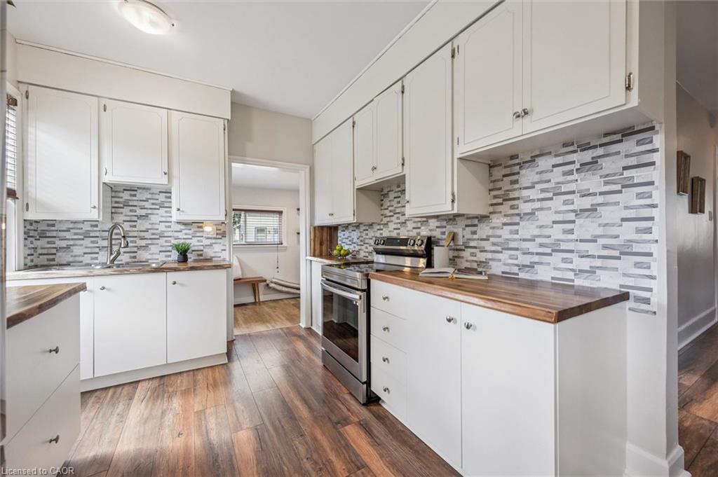 8 Cross Street Property Photo 12