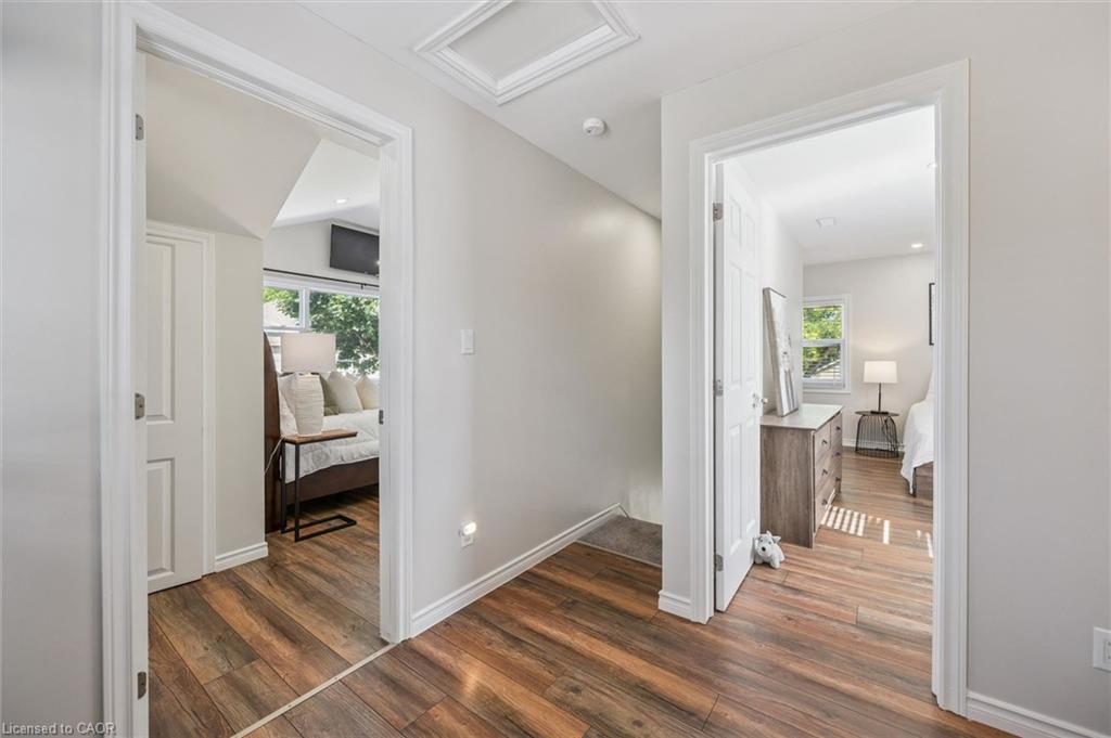 8 Cross Street Property Photo 19