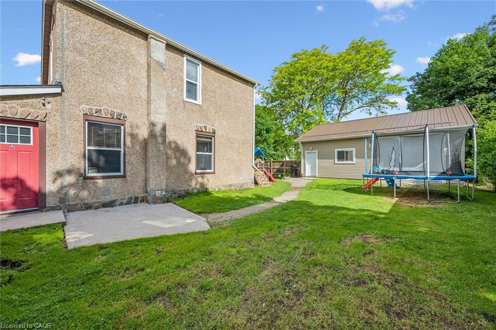 8 Cross Street Property Photo 25