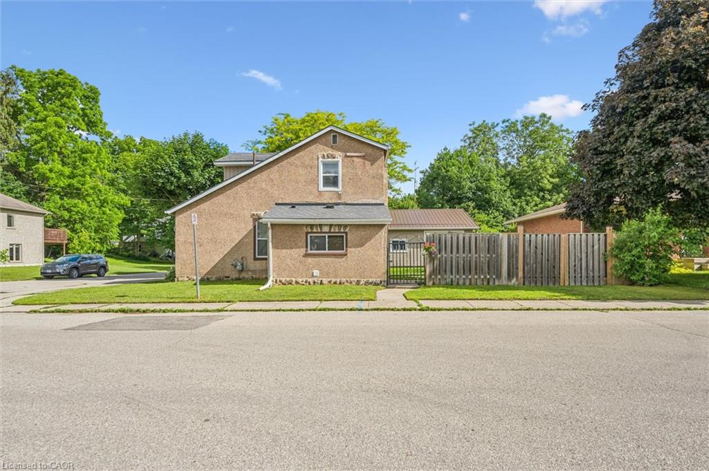 8 Cross Street Property Photo 31
